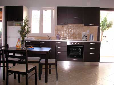Olympia house kitchen2