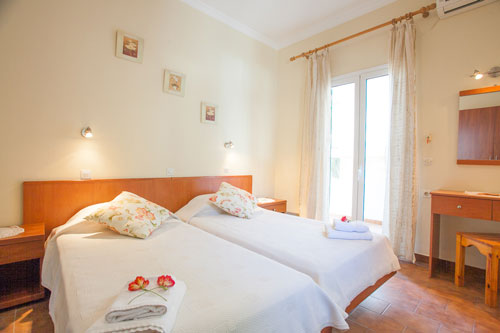 zoolis bedroom