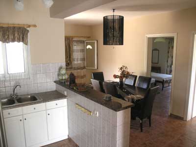 Votana house kitchen-dining